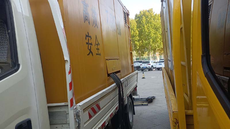 振兴如何判断柴油发电机组和UPS电源的切换时间是否符合要求？