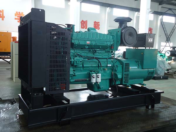振兴更换发电机组燃油预热装置的加热元件需要哪些工具？
